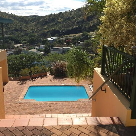 Felsenblick Self-Catering Hotel Windhoek Exterior photo