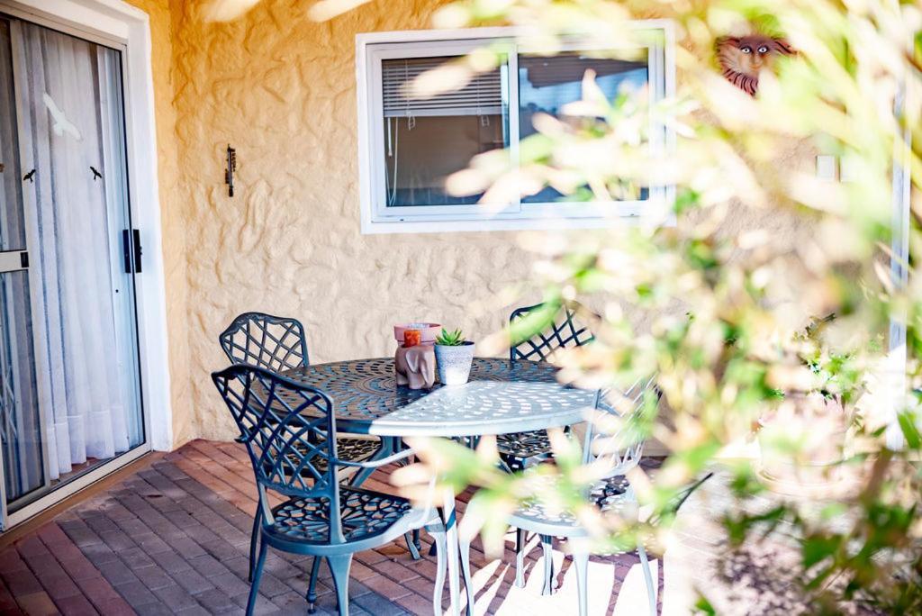 Felsenblick Self-Catering Hotel Windhoek Exterior photo